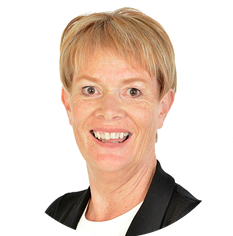 Vicki  Ingles